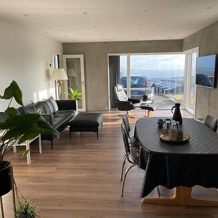 טורשאבן Modern Apartment With City & Oceanside View מראה חיצוני תמונה
